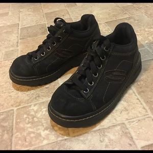 Black Skechers Sneakers